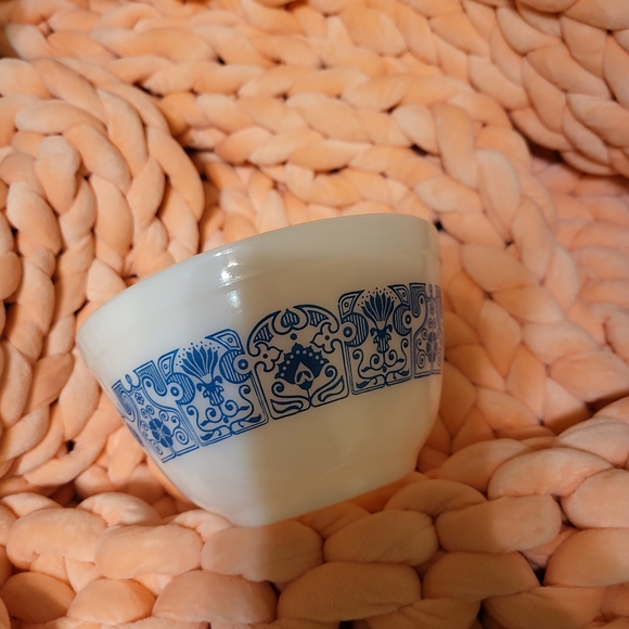 401 1 1/2 PT Blue Horizon Pyrex bowl - Picture 6 of 7